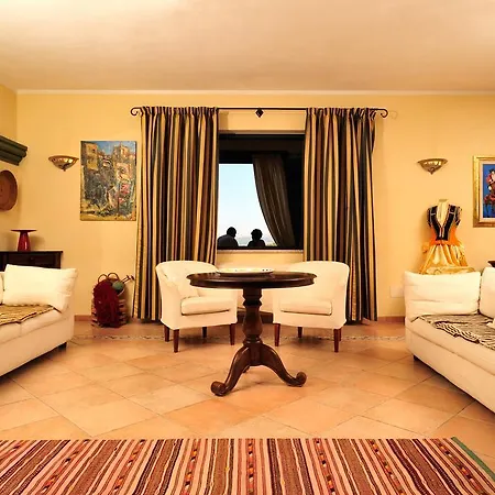 Su Lithu Ξενοδοχείο Bitti