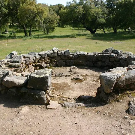 Ξενοδοχείο Su Lithu Bitti