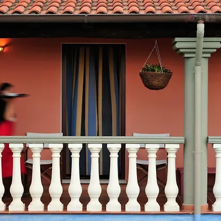 Su Lithu Ξενοδοχείο 4*