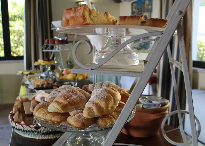 Su Lithu فندق 4*